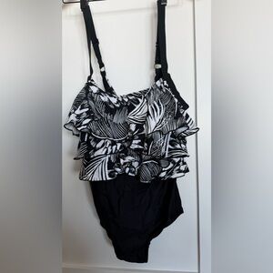 Alia Black and White Ruffled One Piece Swimsuit | Size 10/30 (US Medium)